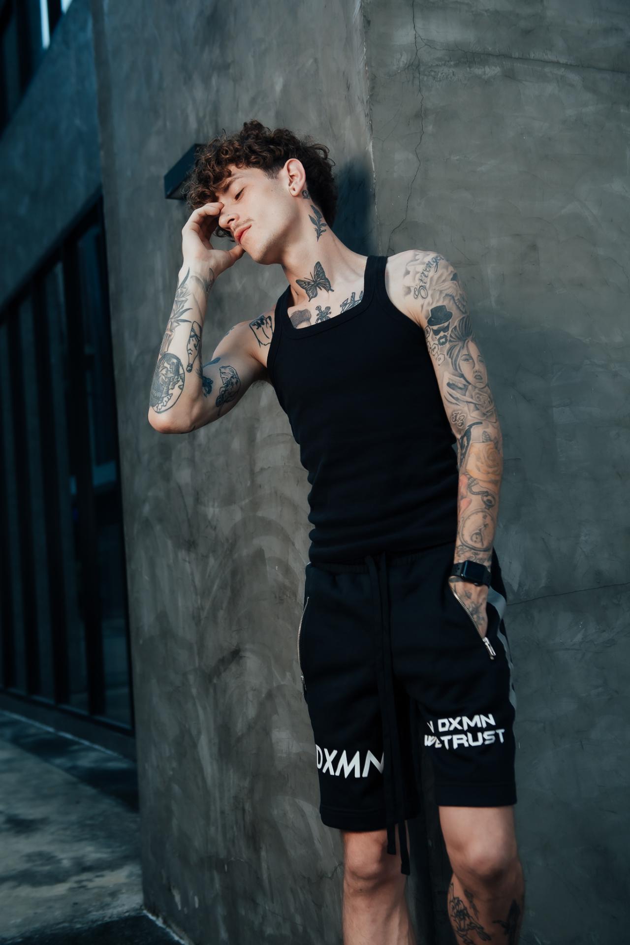 IN DXMN WE TRUST Short Pants 10